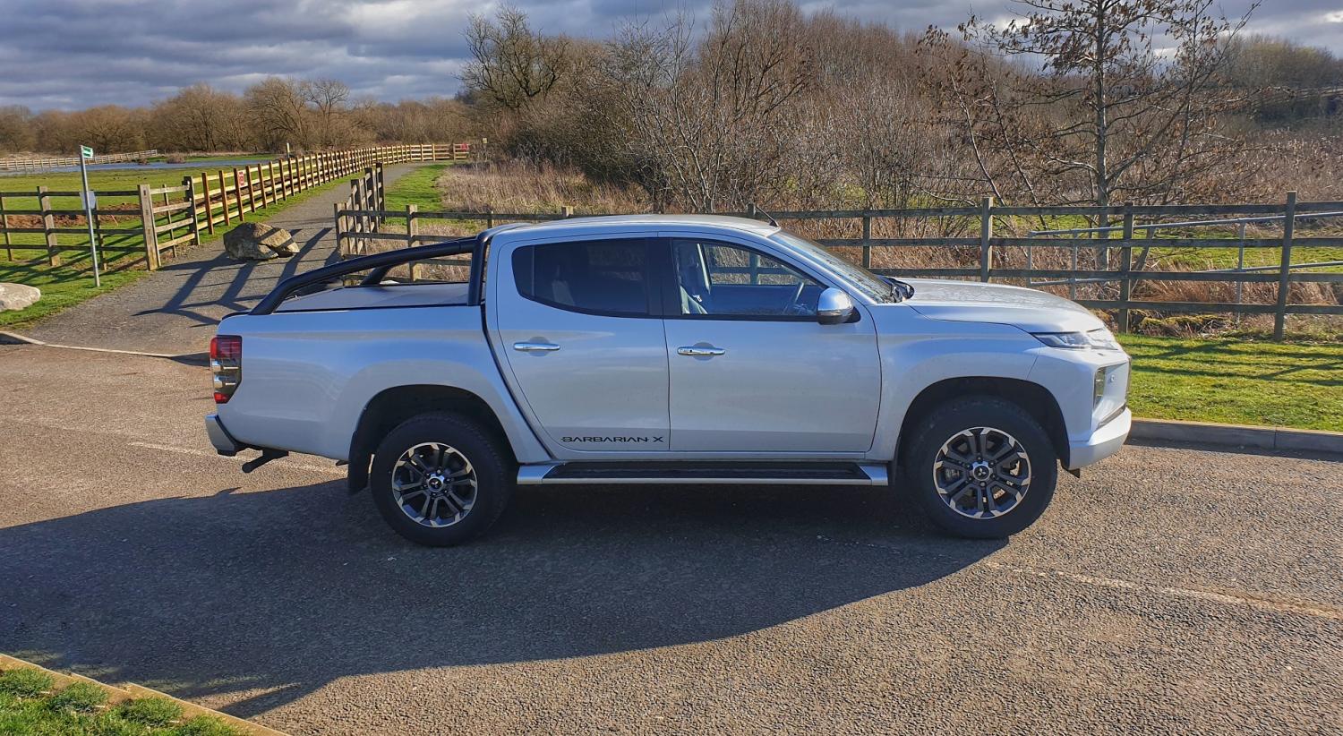 Mitsubishi L200 Barbarian X | IX Magazine